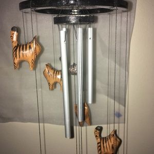 Cat family wind chime